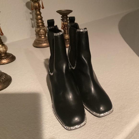 Rouge Ankle Sequins Boots, Size 10, Color Black NEW - Picture 1 of 3